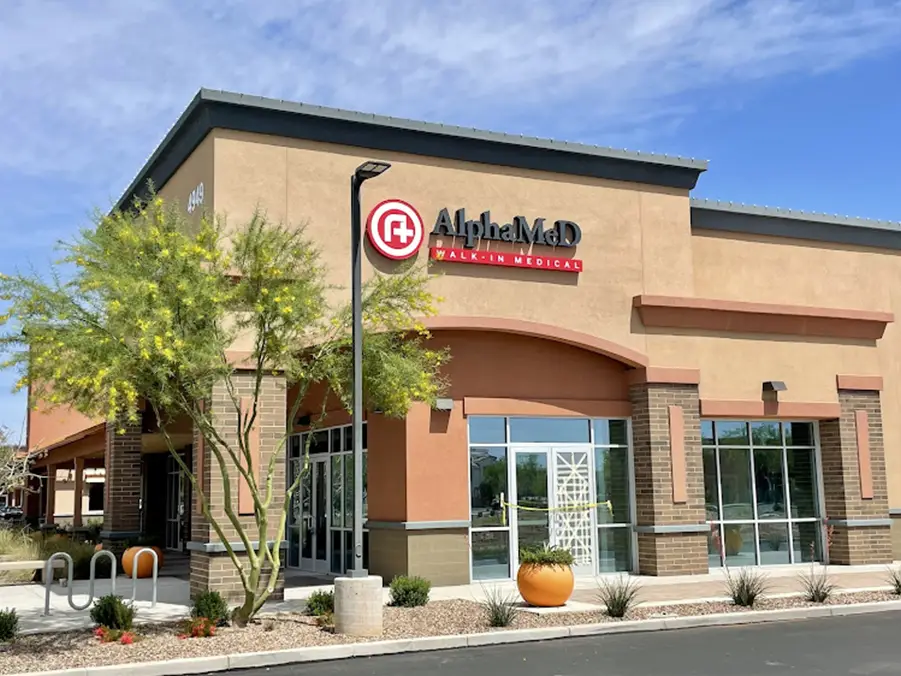 alphamed-urgent-care-chandler-hero